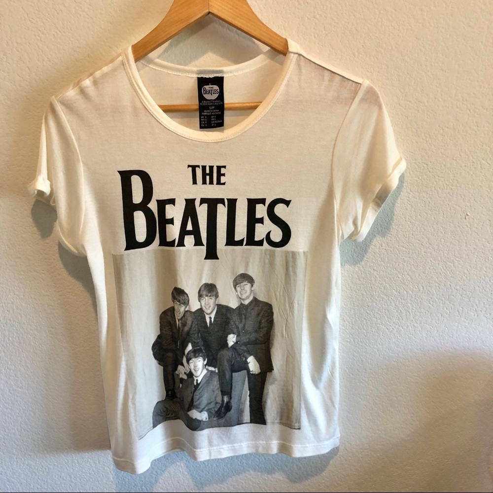 🎉Host Pick !🎉Beatles T shirt - Picture 7 of 7